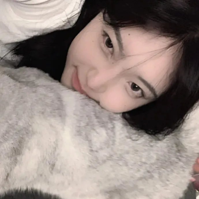 艾莉莎‧施莱辛格:战妆